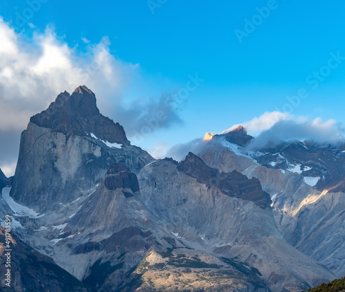 Breathtaking views of the distinctive granitze spiky peaks in the Torres del Paine National Park, southern Patagonia, Magallanes, Chile © Luis
