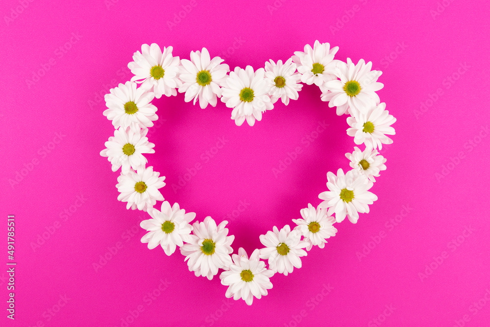 heart made from daisies, special occasions