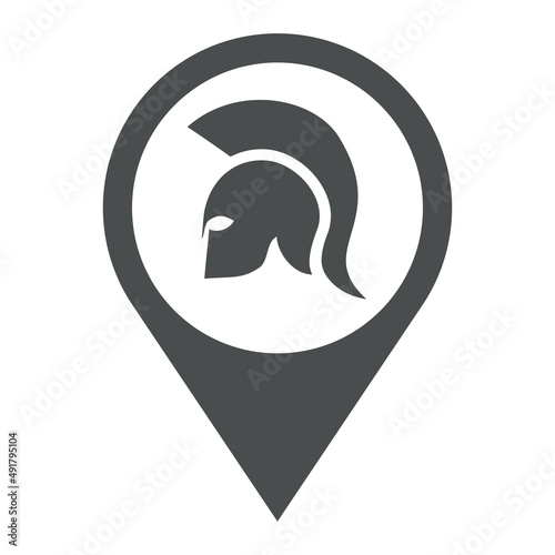 Icono plano silueta de casco de guerrero espartano en puntero de posición en color gris photo