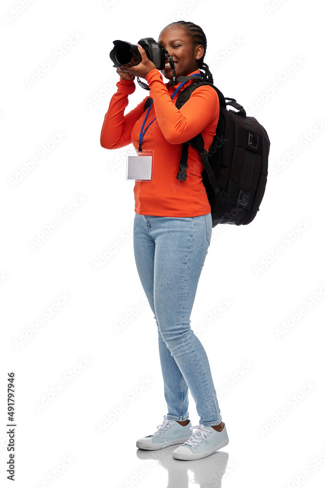 Φωτογραφία people, profession and photography concept - happy young woman or press photogra