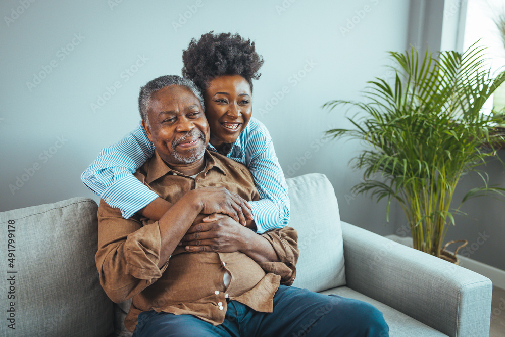 Ταπετσαρία Afro hispanic-latino father and daughter together at home