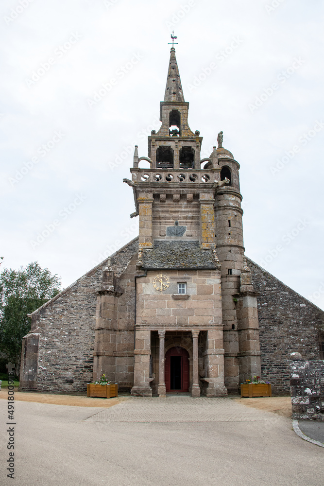 Fototapeta premium Plouezoc'h. Eglise Saint-Etienne. Finistère. Bretagne