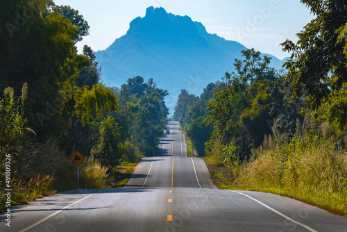 Canvastavla View of road over top of mountain at Lampang, Thailand