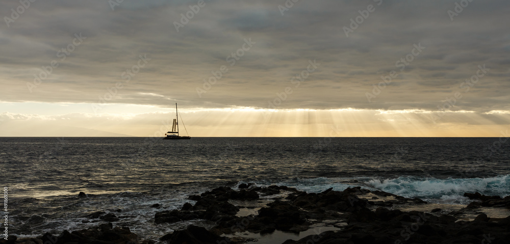 Calm ocean in the morning. ocean shore with stones