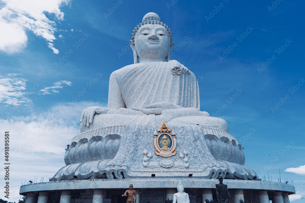 Fototapeta premium Sous le regard de Bouddha