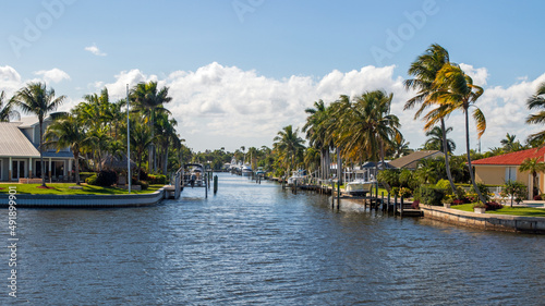 Channels with boats along the Indian River in Floriday