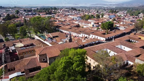 DRONE PANORAMICA DE PATZCUARO MICHOACAN MEXICO