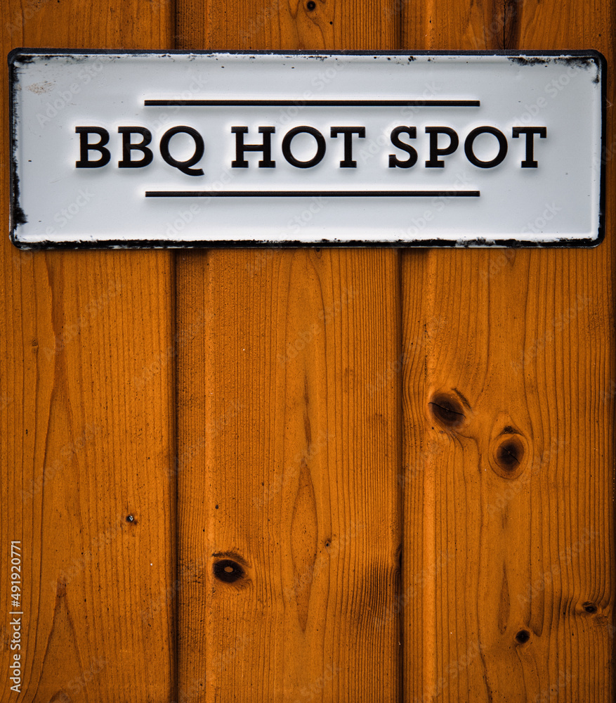 Schild BBQ Hot Spot	