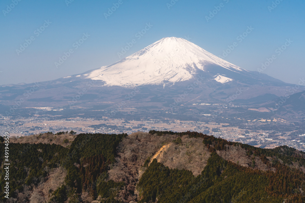 矢倉岳から見た富士山と御殿場の街