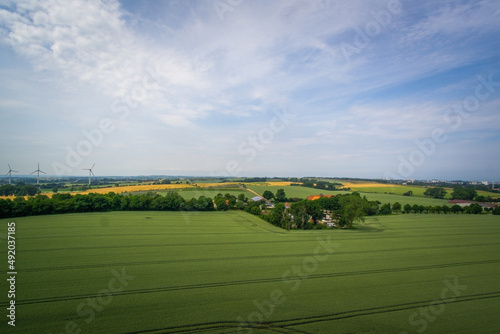 Panorama Blick über Felder und Wälder