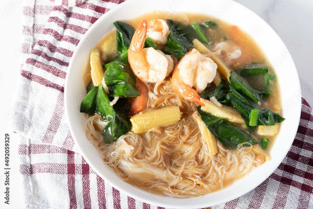 Rad Na Prawn Vermicelli with Thai Vegetables Rad Na Prawn Vermicelli with Thai Vegetables