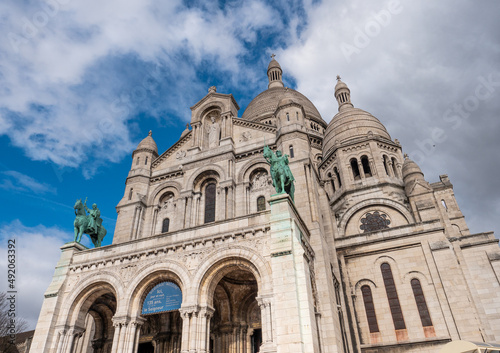 Sacré-Cœur Basilica - The Basilica of the Sacred Heart of Paris, France © SmallWorldProduction
