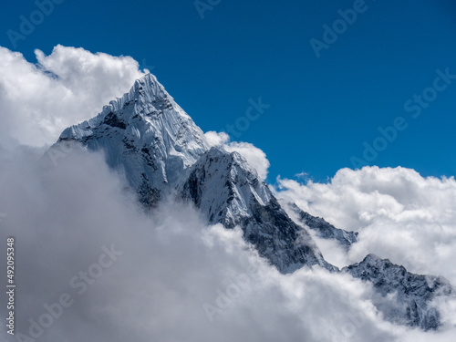mount Ama Dablam   Khumbu valley  Sagarmatha national park  Everest area  Nepal  tracking way to mount Everest