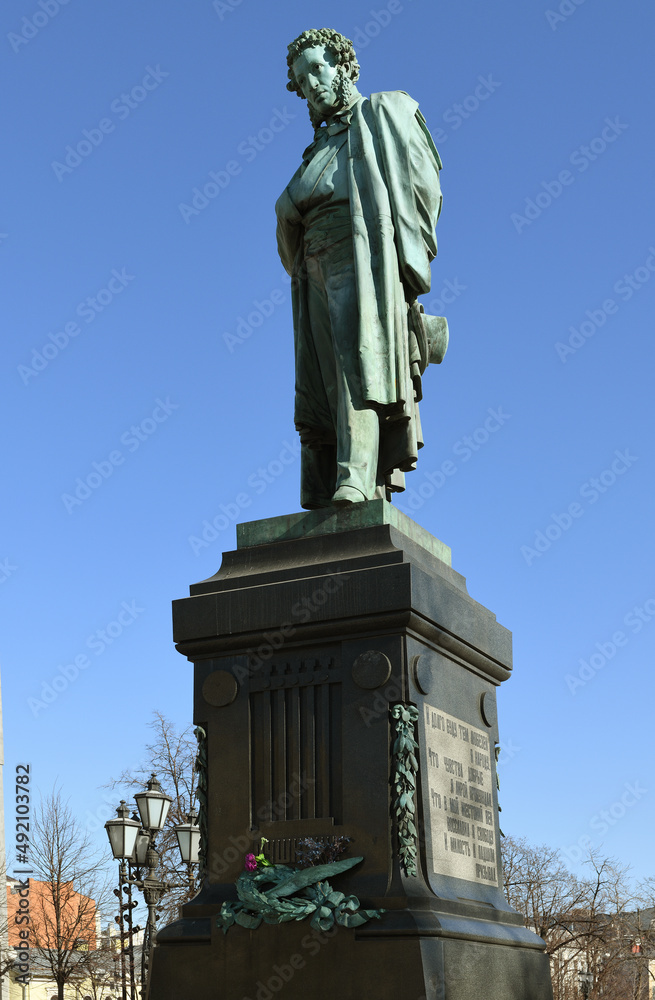 Fototapeta premium Moscow in March 2022. Monument to famous Russian poet Alexander Pushkin (1880)