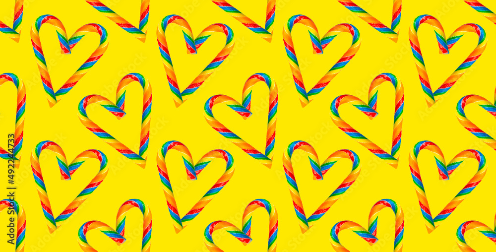 Obraz premium Seamless pattern sweet heart on a yellow background.