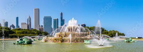Obraz na plátně Buckingham Fountain in Chicago