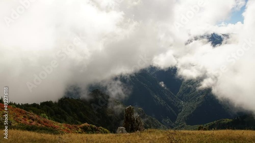 Wallpaper Mural Turkey Artvin Guloglu plateau 4K cinematic time lapse. Time lapse clouds. Torontodigital.ca