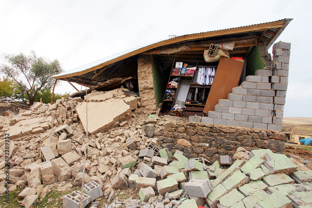 Obraz premium Village after Earthquake in Van, Ercis, Turkey. It is 604 killed and 4152 injured in Van-Ercis Earthquake.