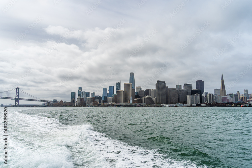 Fototapeta premium San Francisco Skyline View From a Ferry