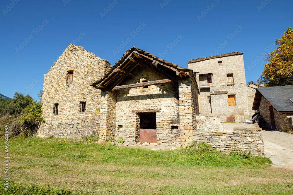 Buisán ,municipio de Fanlo,Huesca, Aragón, cordillera de los Pirineos, Spain Buisán ,municipio de Fanlo,Huesca, Aragón, cordillera de los Pirineos, Spain
