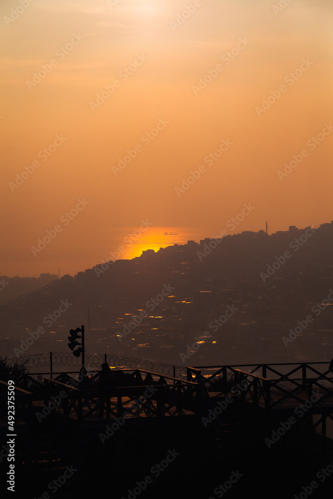 Fototapeta premium sunset over the sea