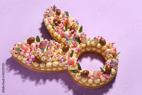 Easter bunny shaped cream t...