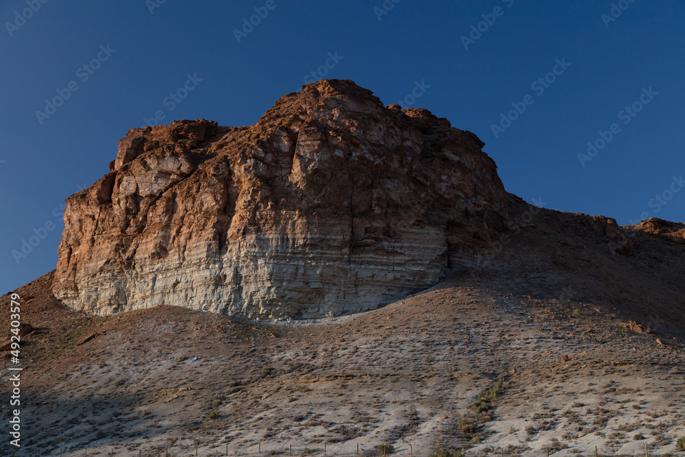 Obraz premium Buttes, rocks and mountains in Green River, Wyoming.