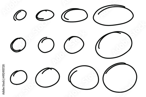 Hand drawn Highlight doodle ovals. Highlight circle frames set. Ovals and ellipses line template. Stock vector illustration isolated on white background.
