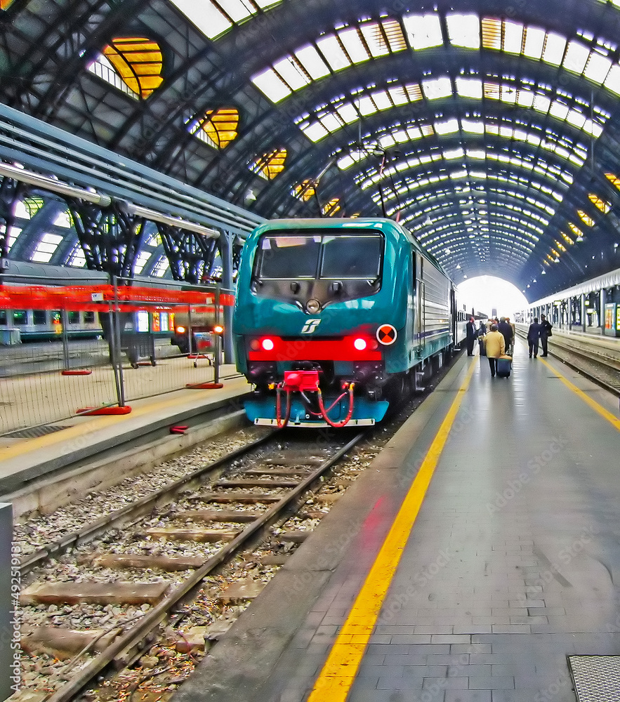 Fototapeta premium Railroad Station, Milan