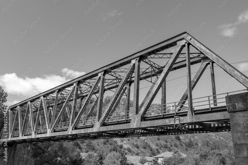 FFCC Santander - Mediterráneo (puente sobre el Duero -- Soria) FFCC Santander - Mediterráneo (puente sobre el Duero -- Soria)