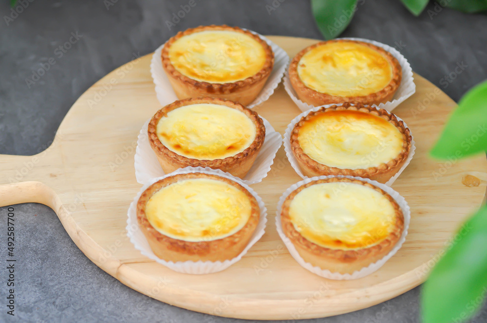 tart, cheese tart or tart in the tray