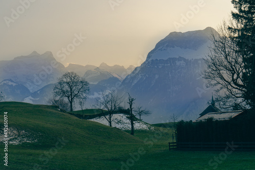 Authentic and genuine, the villages of the Stoos-Muotatal region offer a variety of ways to take a break from everyday life and enjoy your holiday. Whether on the Stoos or in Muotathal, Sun terrace photo