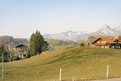 Authentic and genuine, the villages of the Stoos-Muotatal region offer a variety of ways to take a break from everyday life and enjoy your holiday. Whether on the Stoos or in Muotathal, Sun terrace photo