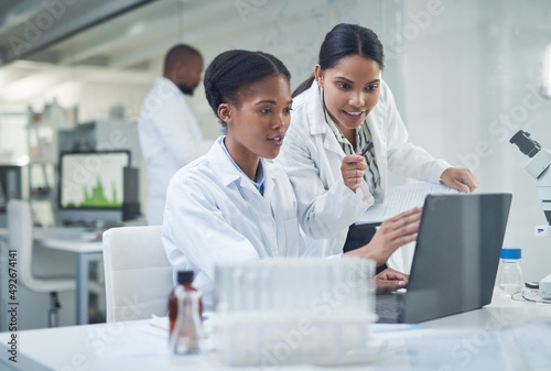 Bilde på lerret Improving lives one collaboration at a time