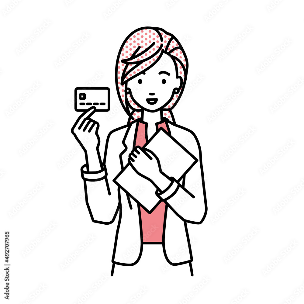 立って書類とカードを手に持つジャケットの女性 立って書類とカードを手に持つジャケットの女性