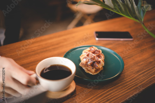 cafe table display setting ...