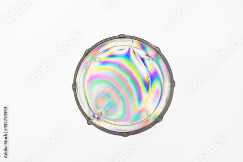 Iridescent colors, polarized light, interference