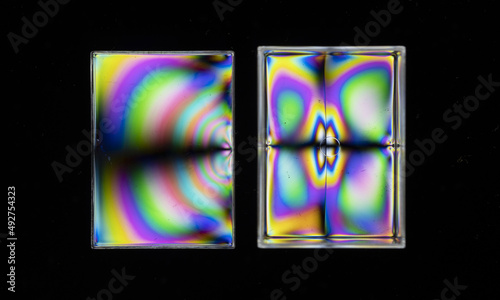 Iridescent colors, polarized light, interference