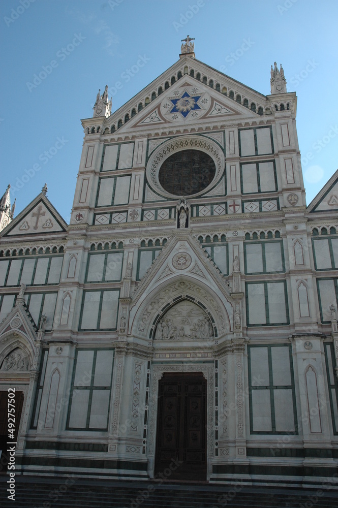 Facciata della Basilica di santa Croce . La più importante chiesa Francescana. Stile gotico .