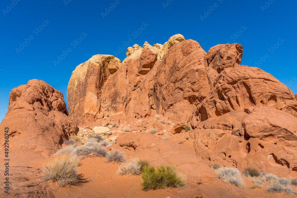 Obraz premium Orange Mountain with Yellow Top