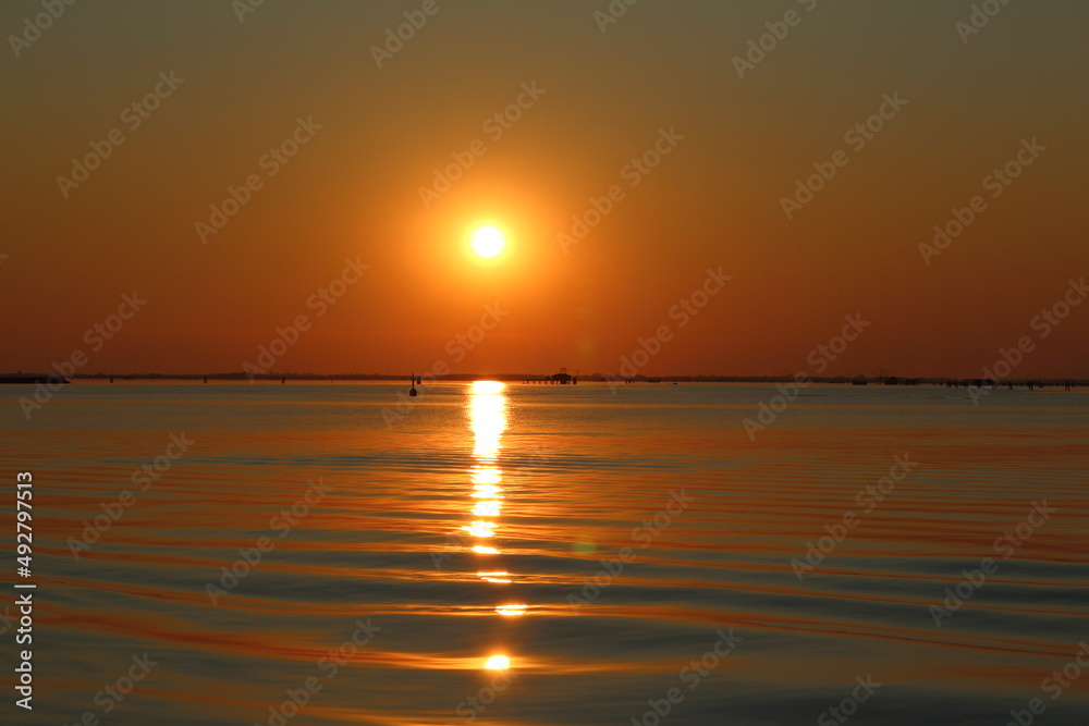 Sonnenuntergang in der Bucht von Venedig