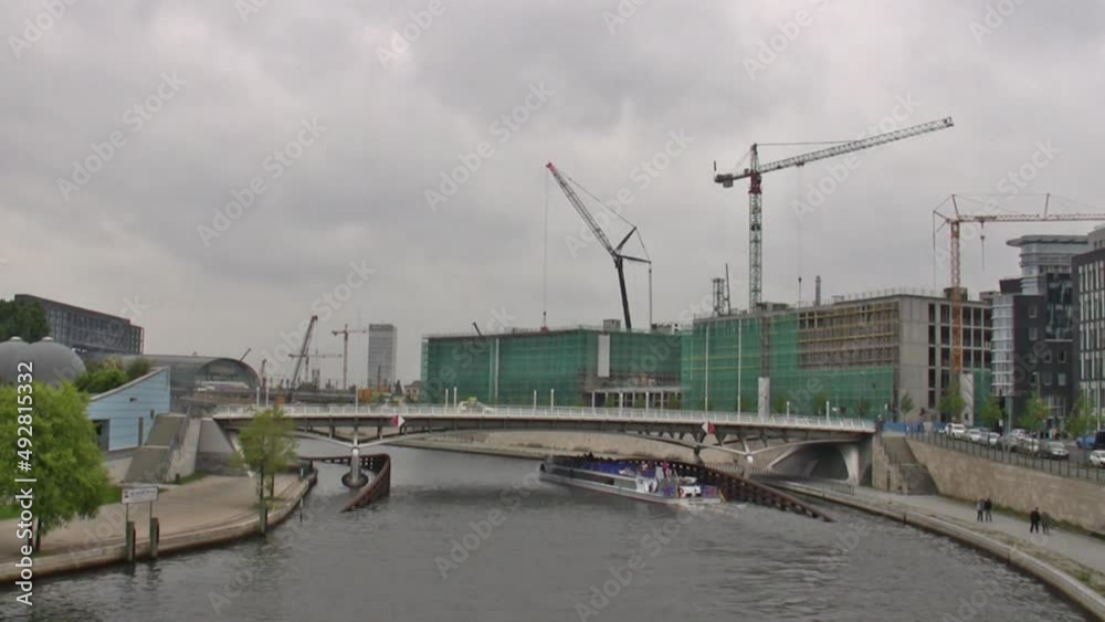 Berlin - Boats to the Main Station Berlin - Boats to the Main Station
