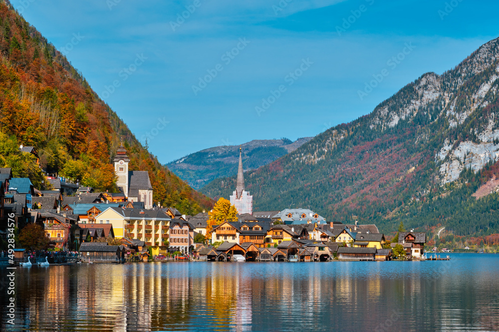 Austrian tourist destination Hallstatt village on Hallstatter See lake in Austrian alps in autumn. Salzkammergut region, Austria
