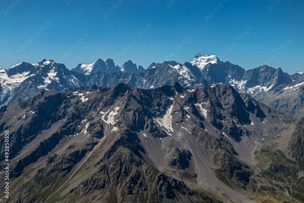 Massif des Ecrins en été  , Hautes-Alpes , France