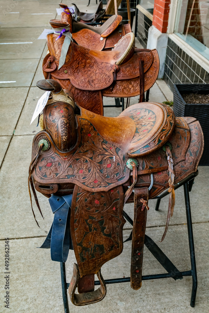 Oklahoma-Pawhuska-used saddles for sale