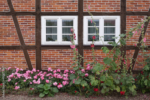 Fenster an einem Fachwerkhaus in Gingst, Ruegen © Fotolyse