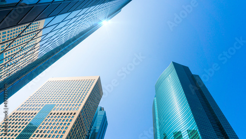 Scenery of a high-rise office building fitted with glass_07