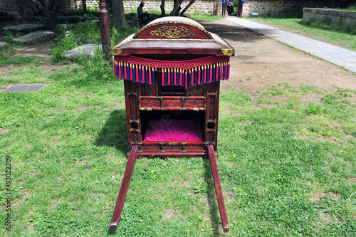 palanquin for korean traditional wedding