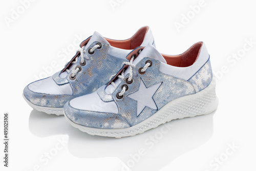 Obraz na płótnie sneakers w salonie