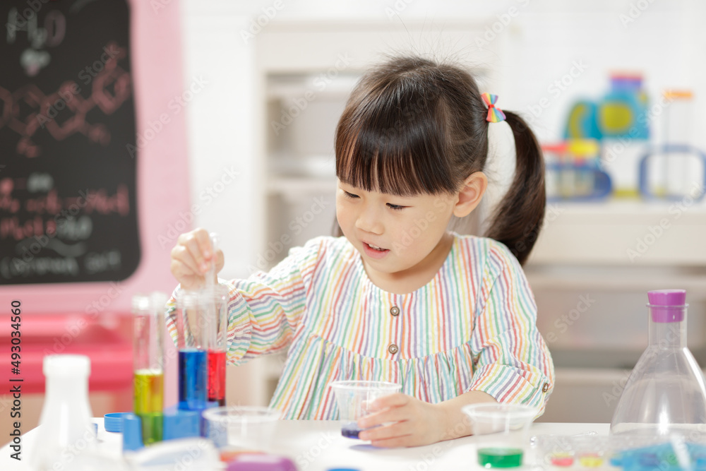 young girl play science experiments for homeschooling young girl play science experiments for homeschooling